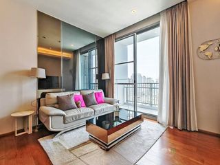 Condo en alquiler y en venta de 2 habitaciones en Watthana, Bangkok