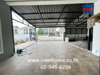 For rent and for sale 4 bedrooms house in Khlong Sam Wa, Bangkok