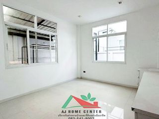 出售 4 卧室 独立屋 在 Khlong Sam Wa, 曼谷