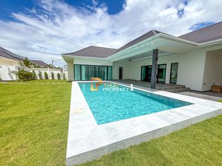 For sale 3 bedrooms villa in Hua Hin, Prachuap Khiri Khan