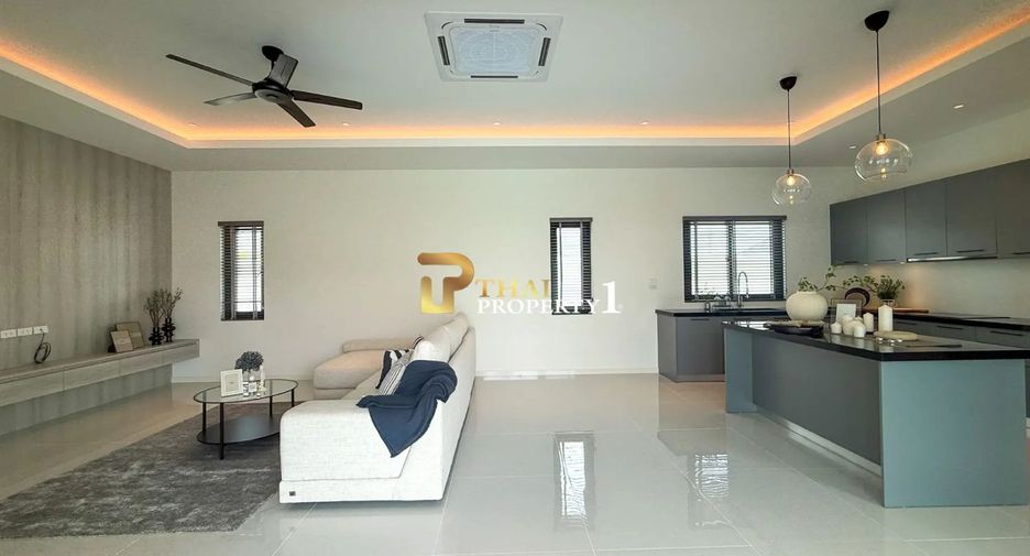 For sale 3 bedrooms villa in Hua Hin, Prachuap Khiri Khan