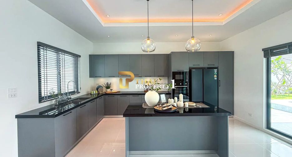 For sale 3 bedrooms villa in Hua Hin, Prachuap Khiri Khan