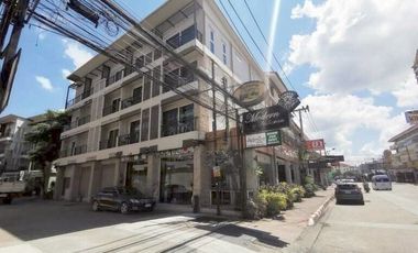 Local comercial en venta de 11 habitaciones en Bangkok Yai, Bangkok