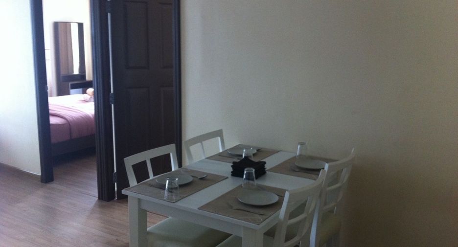 À vendre 2 chambres condo à Si Racha, Chonburi