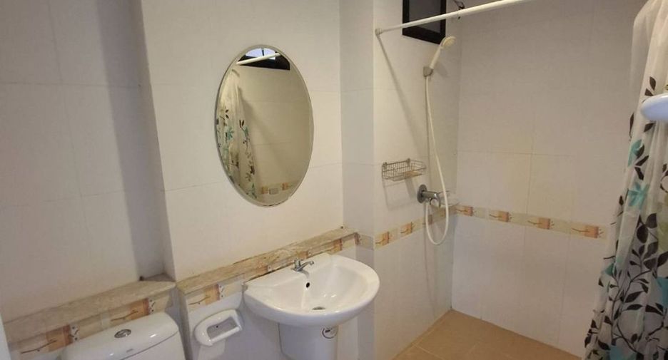 Condo en venta de 3 habitaciones en Dusit, Bangkok