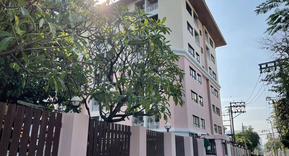 Condo en venta de 3 habitaciones en Dusit, Bangkok