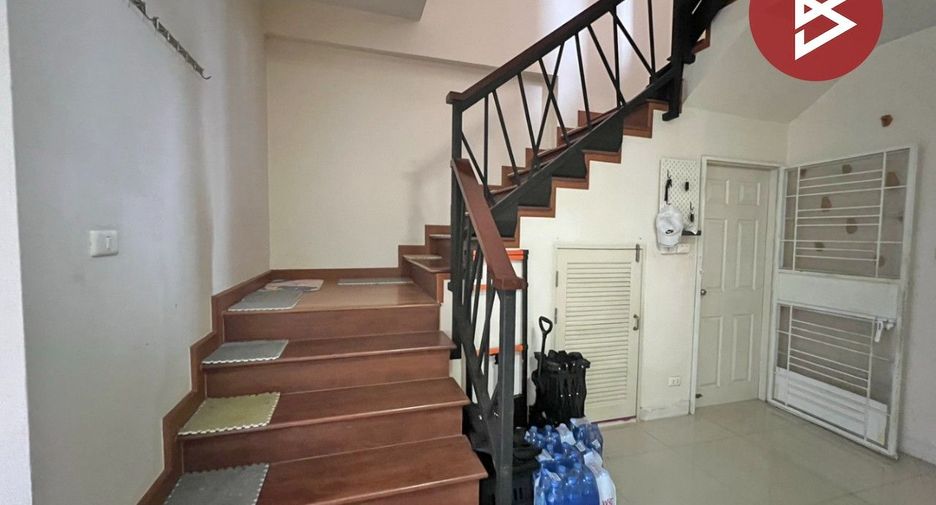 À vendre 3 chambres maison à Si Racha, Chonburi