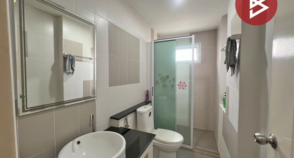 À vendre 3 chambres maison à Si Racha, Chonburi