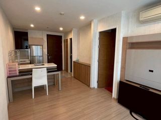 À louer 1 chambre condo à Phra Khanong, Bangkok