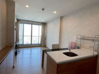 À louer 1 chambre condo à Phra Khanong, Bangkok