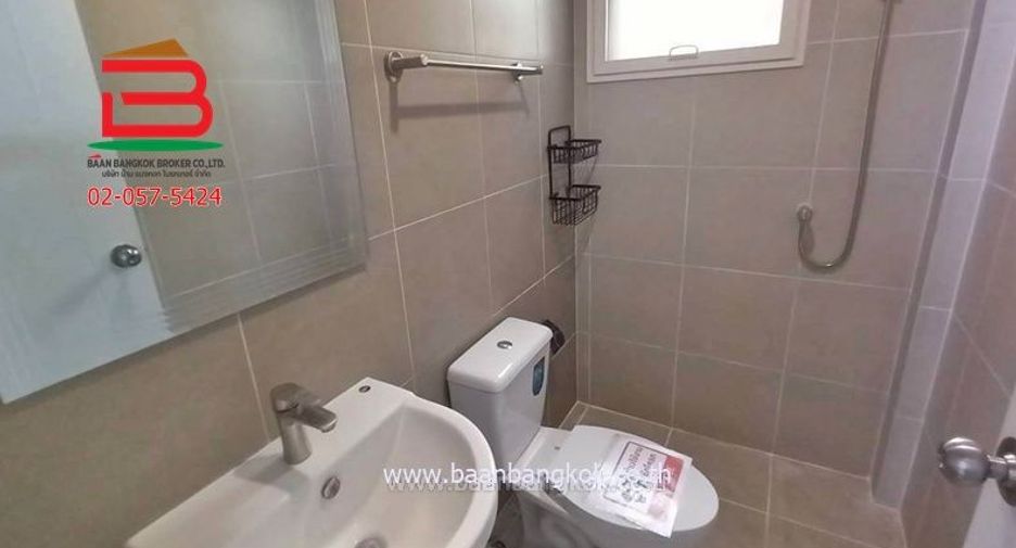 For sale 3 ベッドルーム townhouse in Lam Luk Ka, Pathum Thani