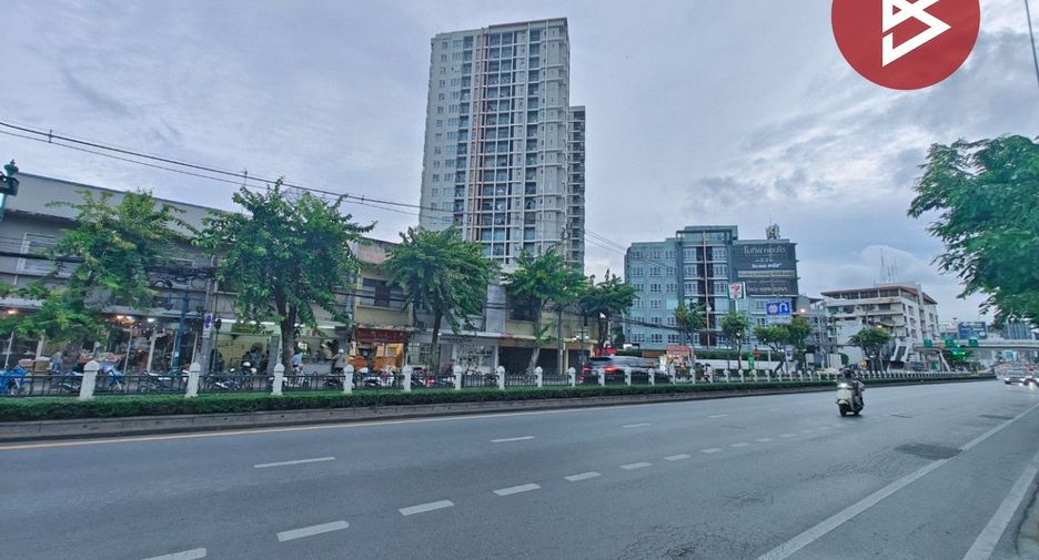 À vendre local commercial à Thon Buri, Bangkok