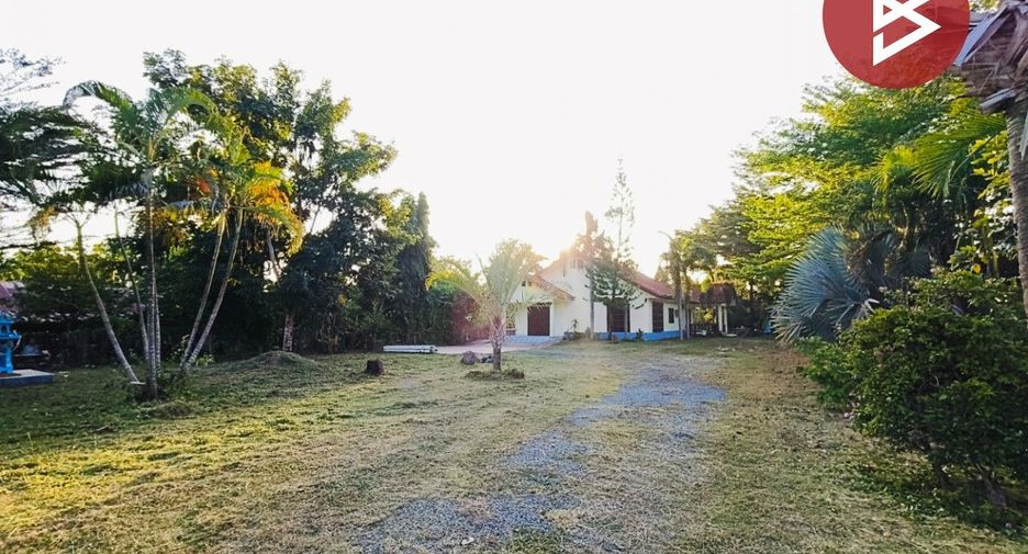 Haus zum Kauf mit 3 Zimmer in Prasat, Surin