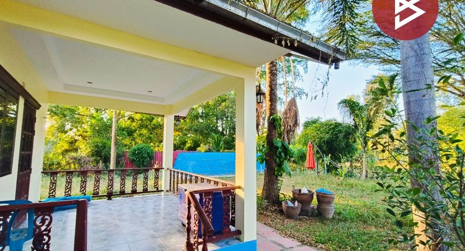Haus zum Kauf mit 3 Zimmer in Prasat, Surin