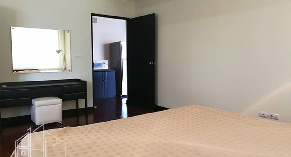 For rent 1 bed apartment in Watthana, Bangkok