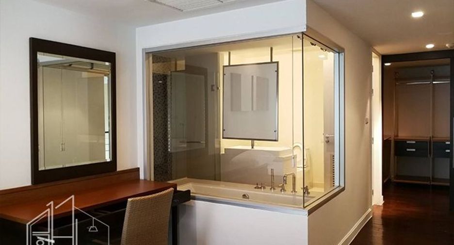 Wohnung zur Miete mit 3 Zimmer in Watthana, Bangkok