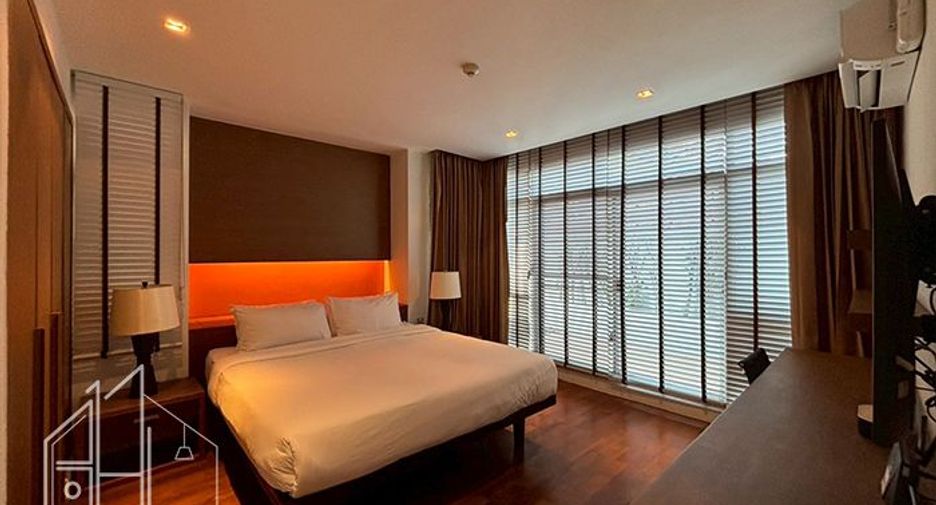 For rent 2 bedrooms condo in Watthana, Bangkok