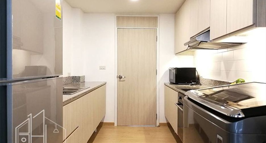 For rent 3 bedrooms condo in Watthana, Bangkok