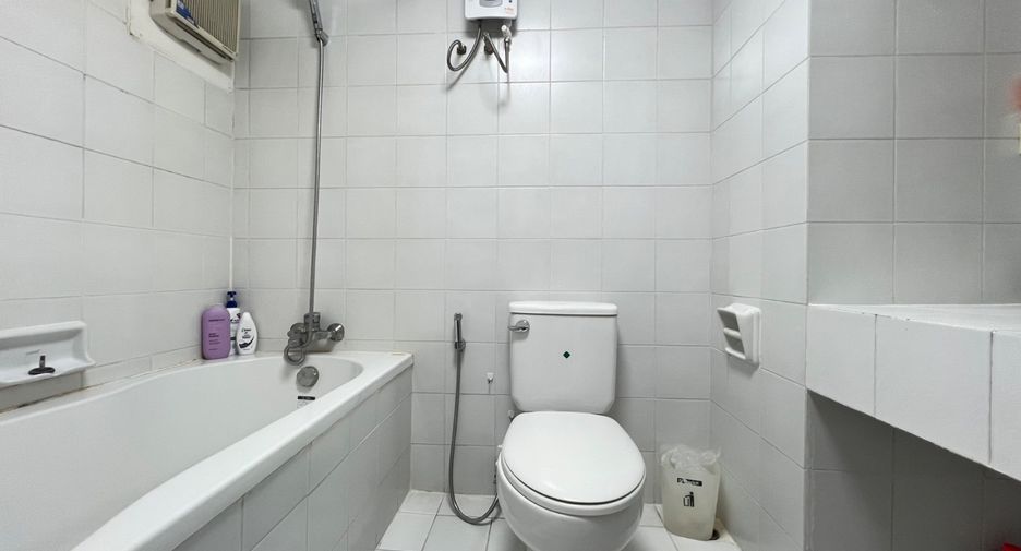 For rent 1 bed condo in Mueang Chiang Mai, Chiang Mai