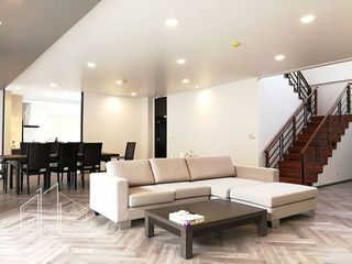 For rent 4 ベッドルーム condo in Watthana, Bangkok
