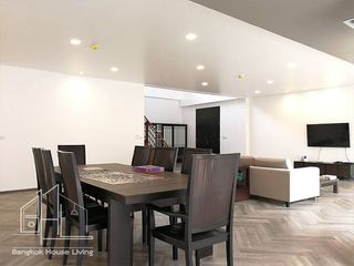 For rent 4 ベッドルーム condo in Watthana, Bangkok