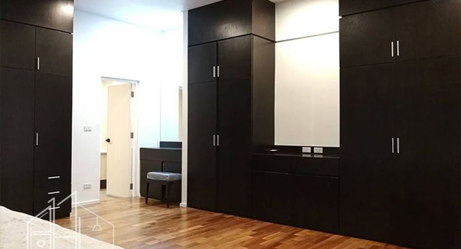For rent 4 bedrooms condo in Watthana, Bangkok