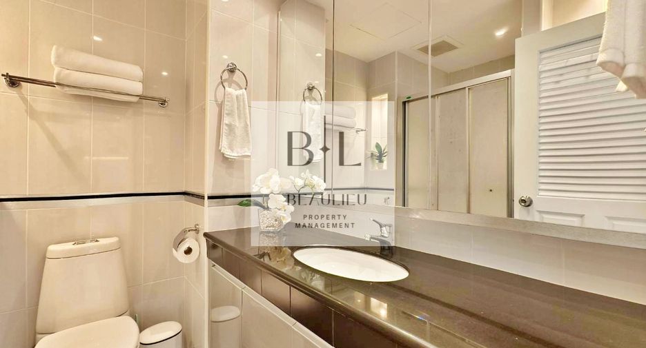 For rent studio condo in Pratumnak, Pattaya
