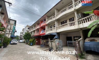 出售 4 卧室 联排别墅 在 Thawi Watthana, 曼谷