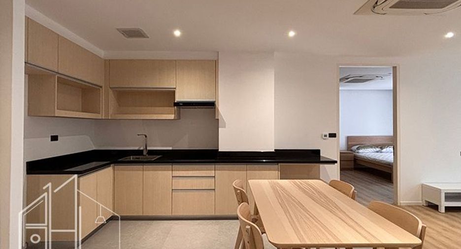 For rent 2 bedrooms condo in Watthana, Bangkok