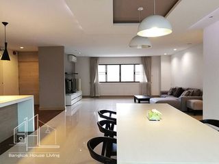 ให้เช่า 3 ห้องนอน คอนโด ใน วัฒนา, กรุงเทพฯ