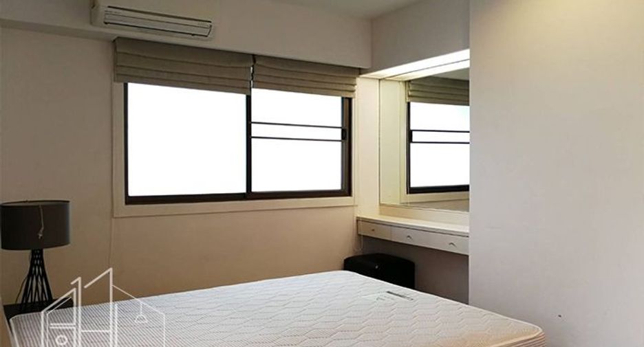 Condo en alquiler de 3 habitaciones en Watthana, Bangkok