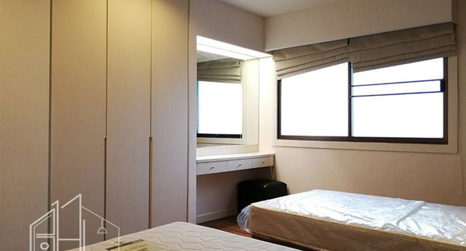 Condo en alquiler de 3 habitaciones en Watthana, Bangkok