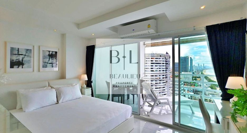 For rent studio condo in Pratumnak, Pattaya