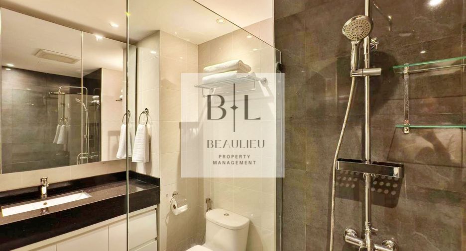 For rent studio condo in Pratumnak, Pattaya