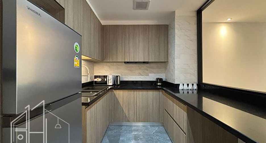For rent 2 bedrooms condo in Watthana, Bangkok
