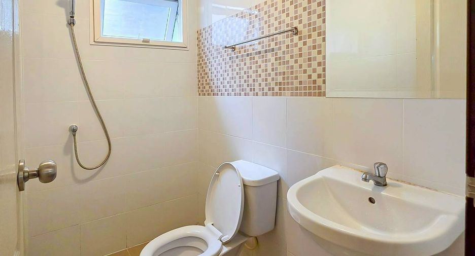 Casa adosada en venta de 3 habitaciones en Mueang Phuket, Phuket
