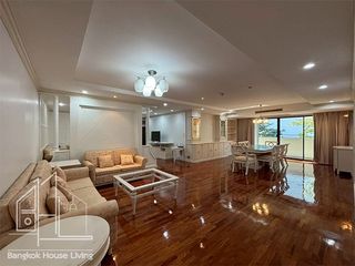 Wohnung zur Miete mit 3 Zimmer in Khlong Toei, Bangkok