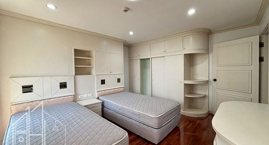 Wohnung zur Miete mit 3 Zimmer in Khlong Toei, Bangkok