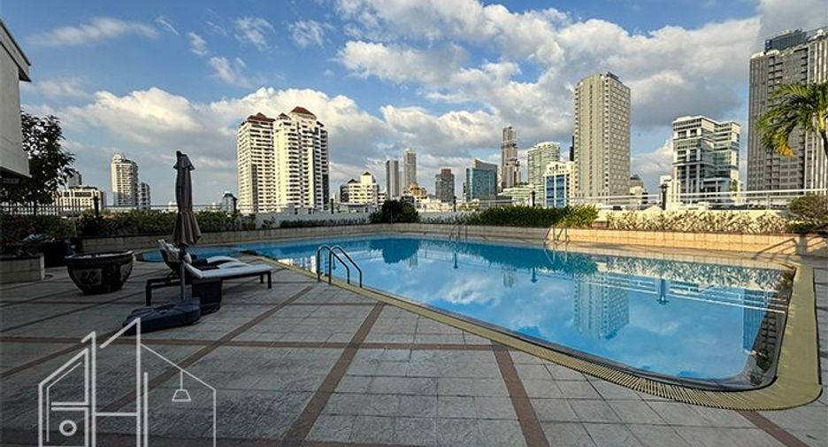 Wohnung zur Miete mit 3 Zimmer in Khlong Toei, Bangkok
