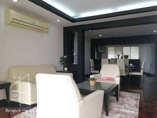 Apartamento en alquiler de 3 habitaciones en Watthana, Bangkok