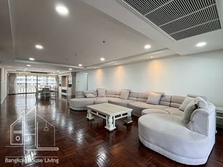 Apartamento en alquiler de 3 habitaciones en Watthana, Bangkok