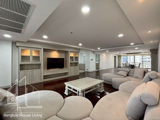 Apartamento en alquiler de 3 habitaciones en Watthana, Bangkok