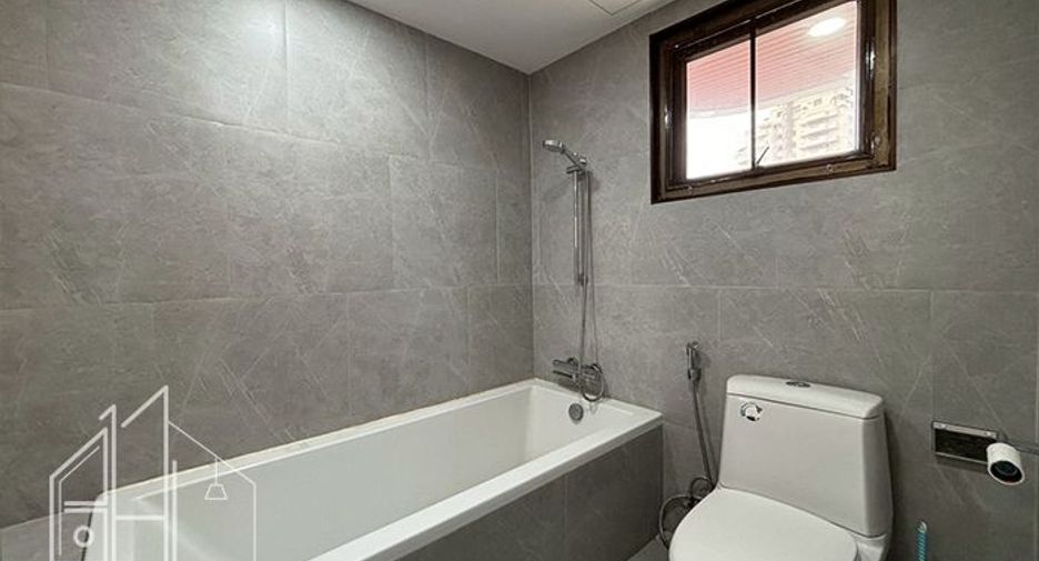 Apartment zur Miete mit 3 Zimmer in Watthana, Bangkok