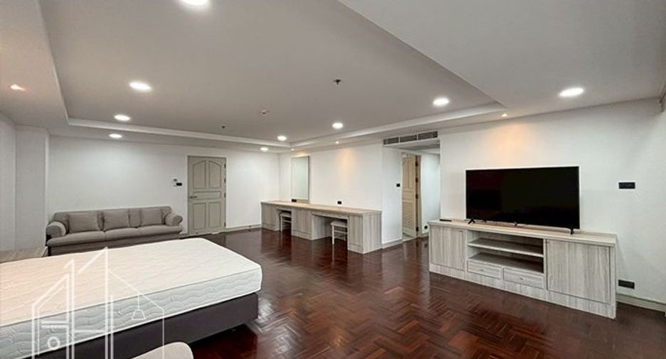 Apartment zur Miete mit 3 Zimmer in Watthana, Bangkok