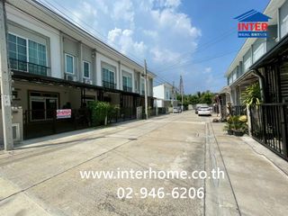 For sale 3 bedrooms townhouse in Nong Khaem, Bangkok