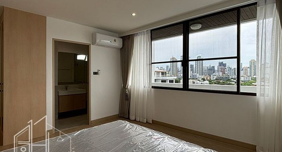 À louer 3 chambres condo à Watthana, Bangkok