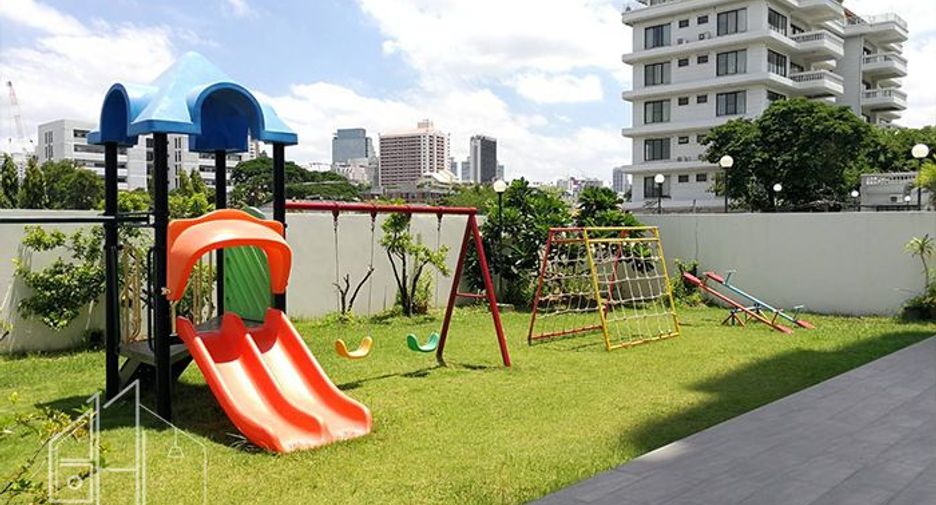 À louer 3 chambres condo à Watthana, Bangkok