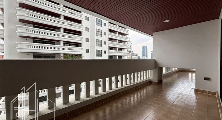 For rent 3 ベッドルーム condo in Watthana, Bangkok