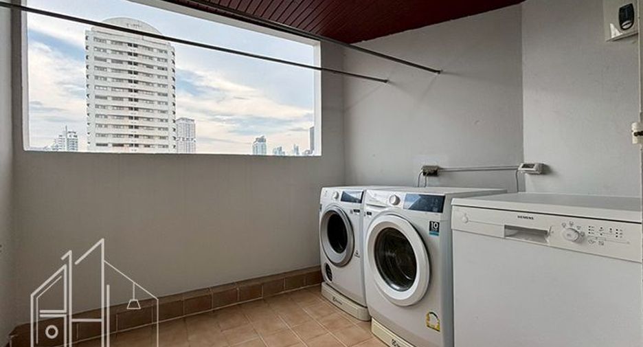 For rent 3 ベッドルーム condo in Watthana, Bangkok