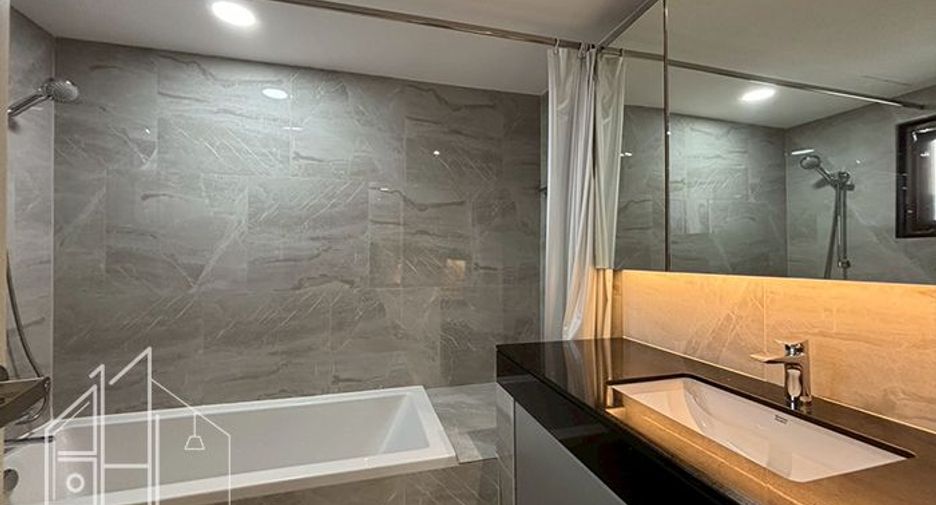 For rent 3 ベッドルーム condo in Watthana, Bangkok